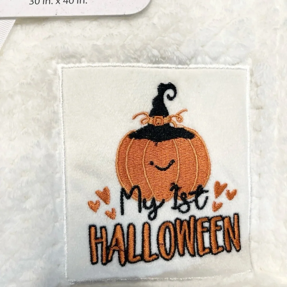 *NEW* My 1st Halloween Baby Blanket - Picture 2 of 6